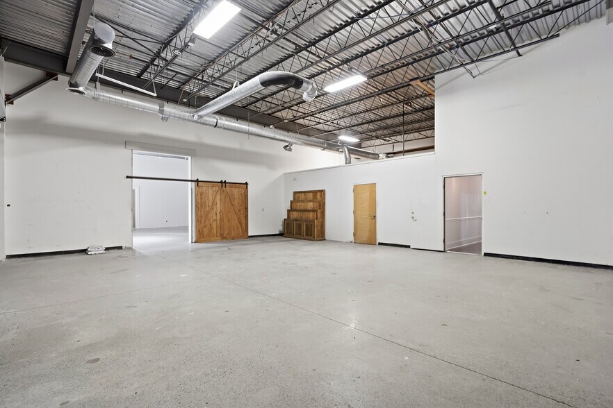 More Photos Of 242 Route 117 Bypass Road, Bedford Hills Freestanding For Lease