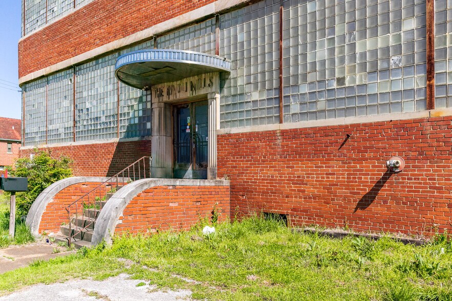 More Photos Of 2301 E 28th St, Chattanooga Manufacturing For Lease