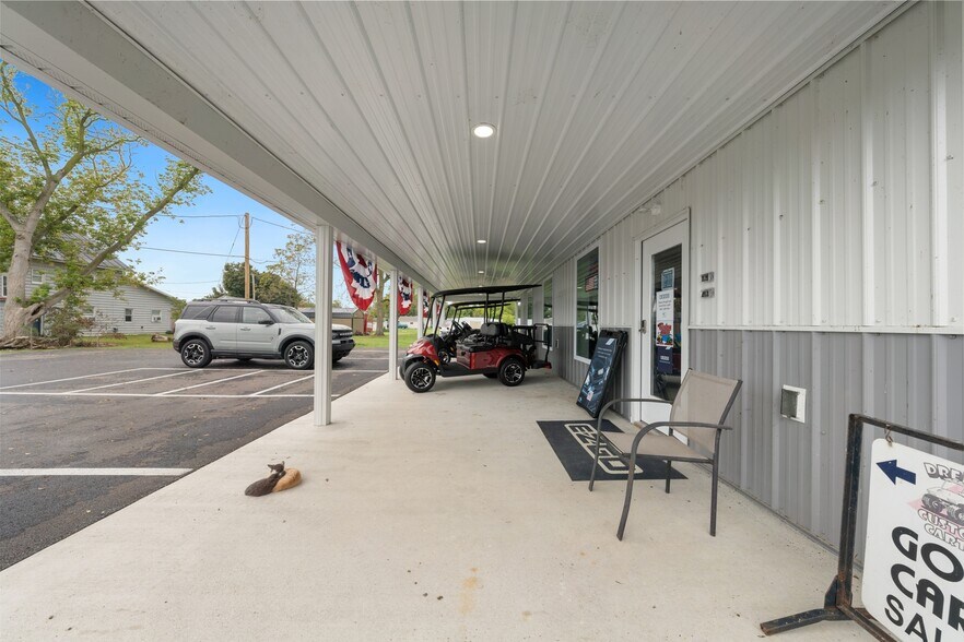 More Photos Of 2667 East Harbor Rd, Port Clinton Freestanding For Sale