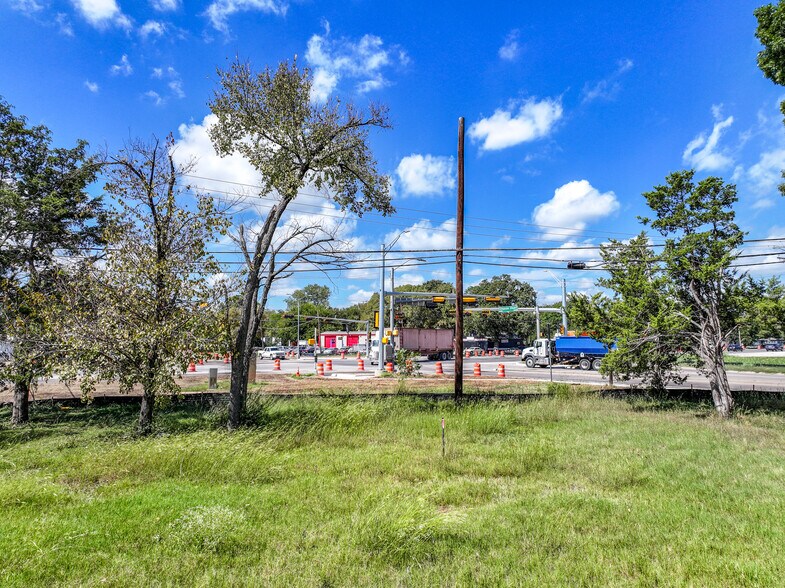 More Photos Of 9300 Central Expressway, Dallas Land For Sale