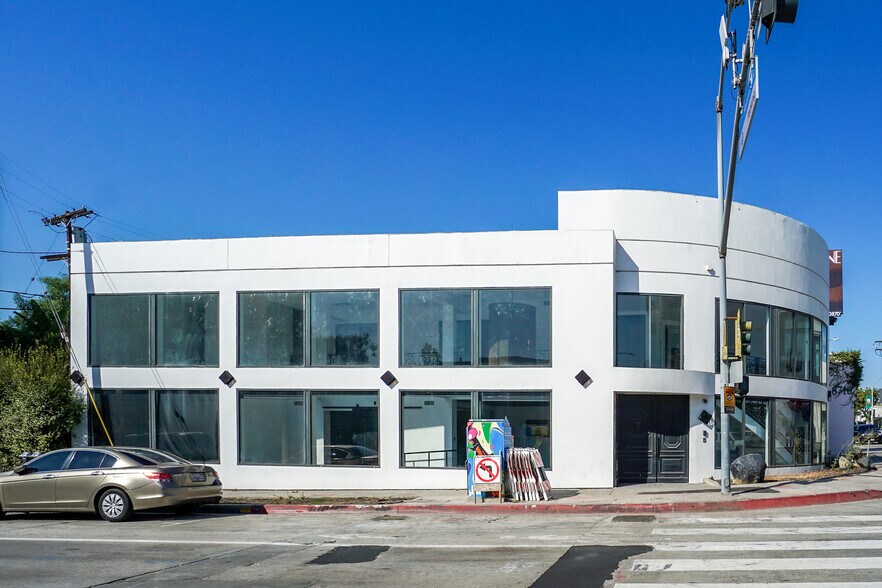 More Photos Of 8700 Melrose Ave, Los Angeles Storefront For Lease