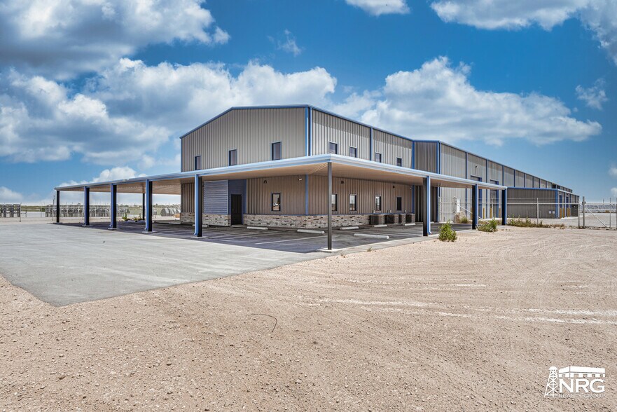 More Photos Of 10911 W County Road 47, Midland Warehouse For Lease