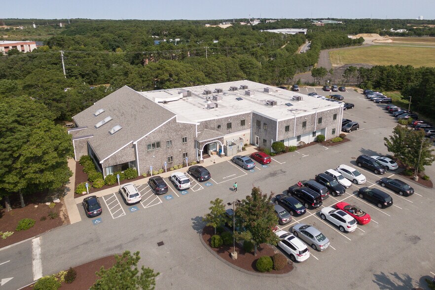 More Photos Of 700 Attucks Ln, Hyannis Medical For Sale