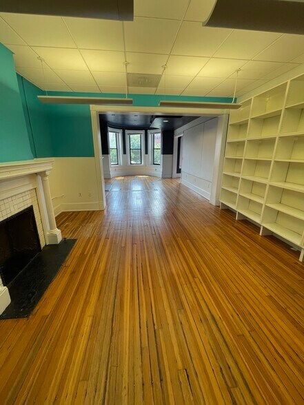 More Photos Of 1605 Connecticut Ave NW, Washington Loft Creative Space For Lease