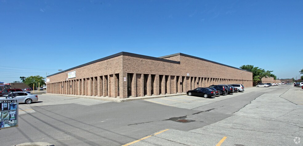 More Photos Of 1545 Britannia Rd E, Mississauga Warehouse For Lease