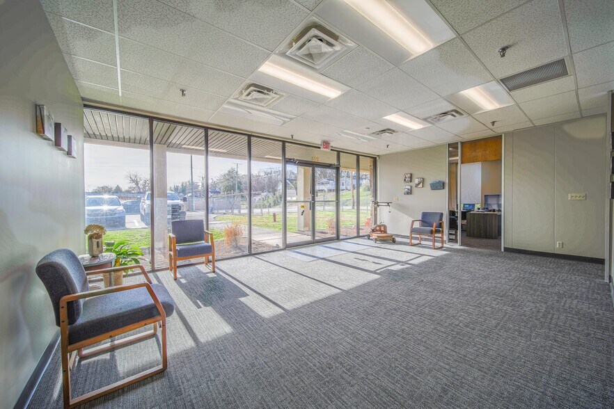 More Photos Of 2514 Fillmore Ave, Knoxville Light Distribution For Lease