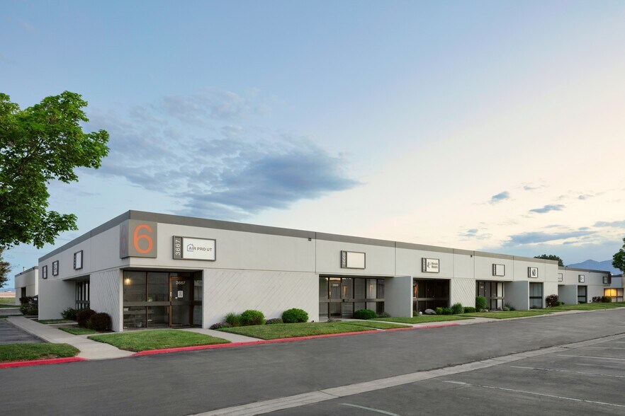 More Photos Of 3636-3658 W 2100 S, Salt Lake City Unknown For Lease