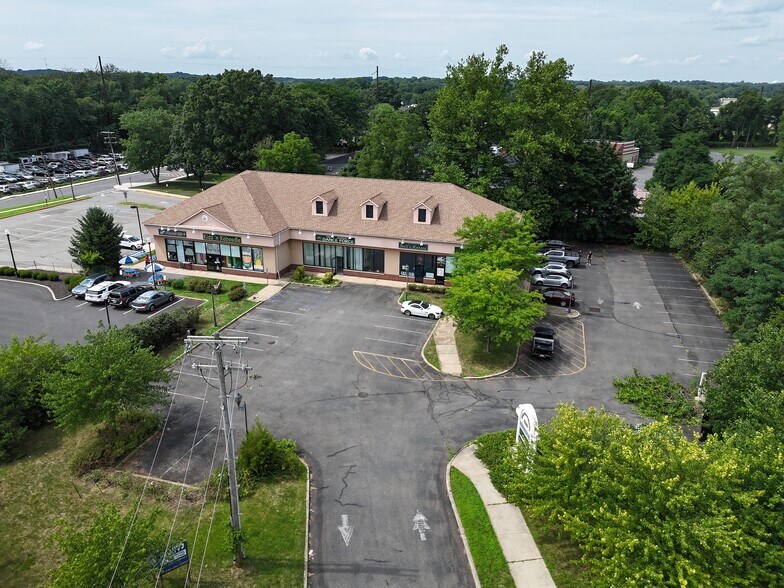 More Photos Of 508 Main St, Spotswood Storefront For Sale