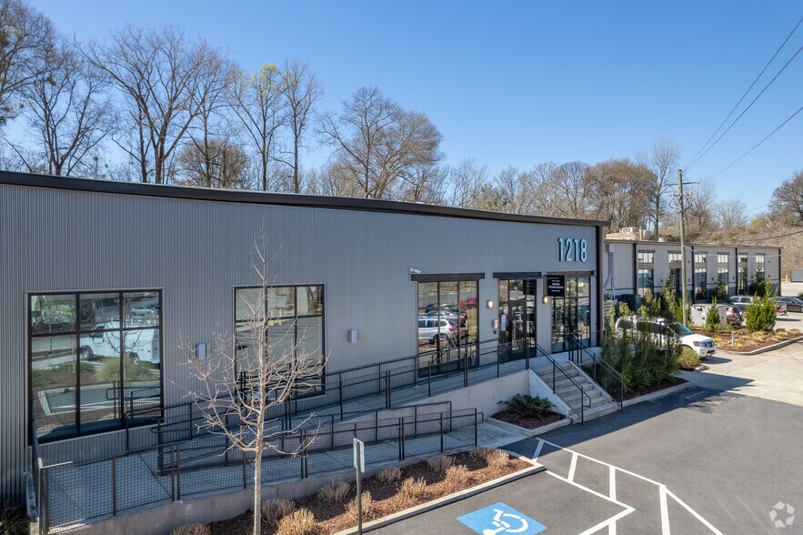 More Photos Of 1218 Menlo Dr NW, Atlanta Unknown For Lease