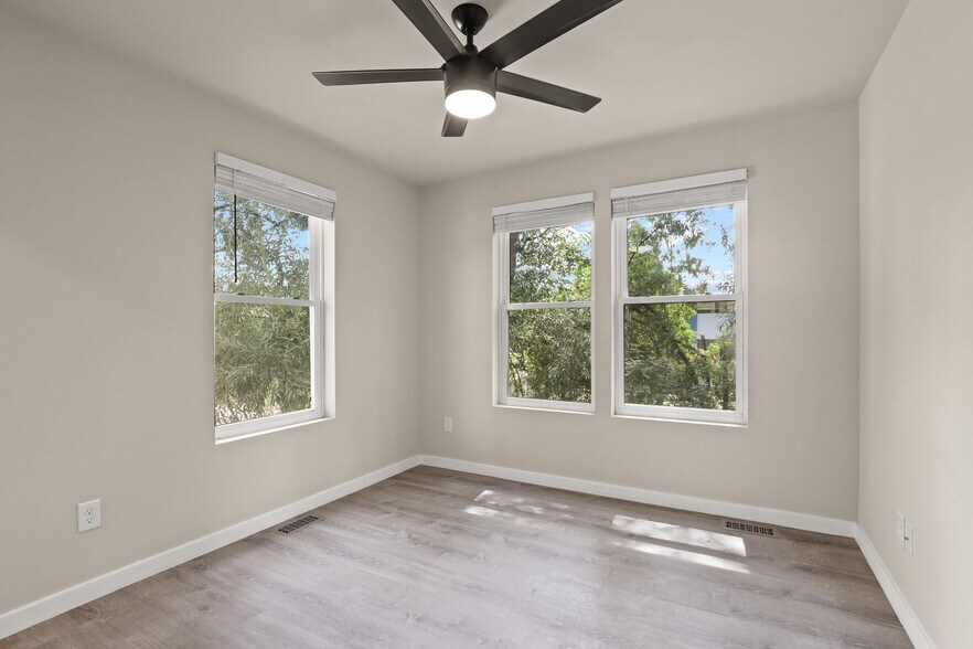 More Photos Of 805 30th St, Boulder Apartments For Sale