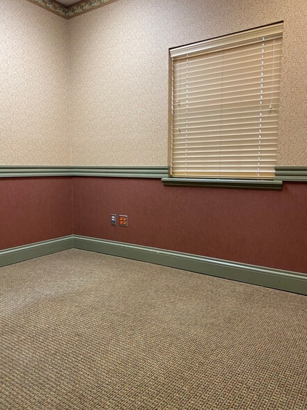 More Photos Of 8489-8491 SE 165th Mulberry Ln, The Villages Medical For Lease