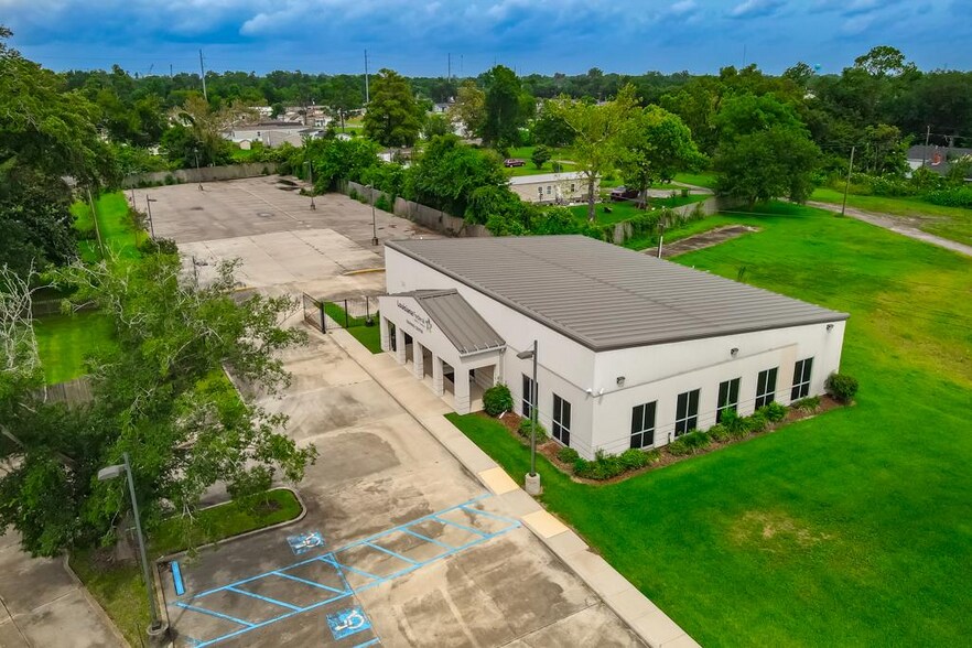 More Photos Of 805 Robin St/ 406 Airline Hwy, La Place Office For Sale