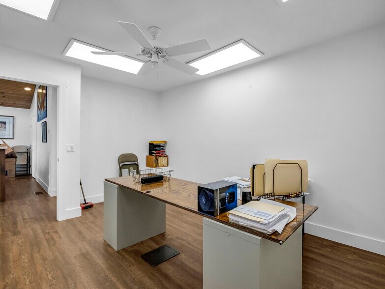 More Photos Of 147 E Court St, Rutherfordton Office Residential For Sale