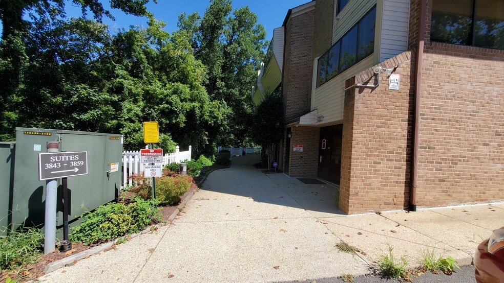 More Photos Of 3821-3859 Farragut Ave, Kensington Office For Lease