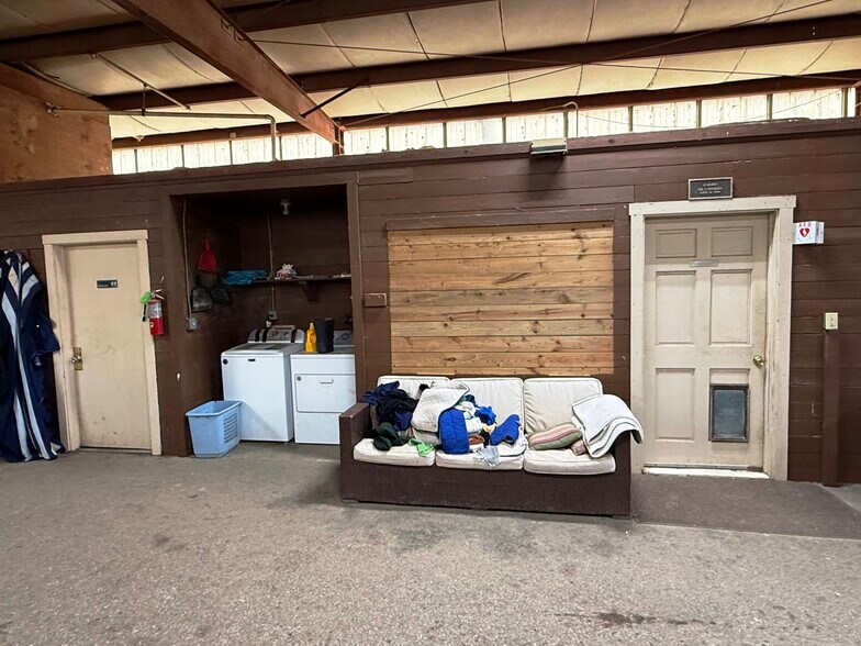 More Photos Of 12310 Gammon rd, Providence Horse Stables For Sale