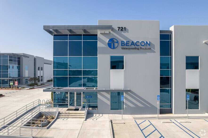 More Photos Of 711 S Van Buren St, Placentia Warehouse For Lease