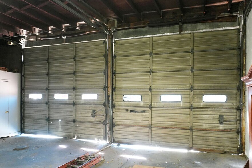 More Photos Of 1531 S Port Ave, Corpus Christi Office For Sale