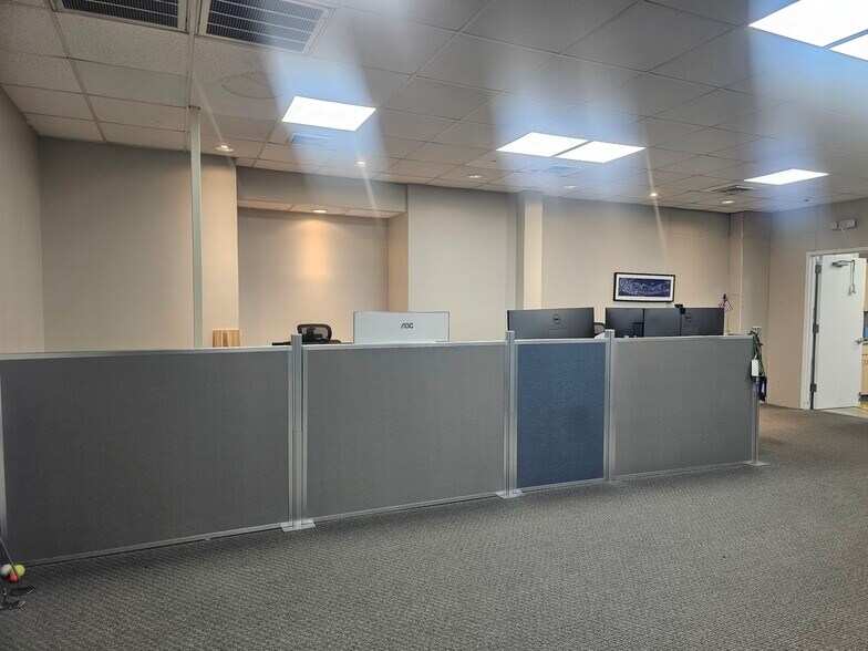 More Photos Of 375 Deer Park Ave, Babylon Medical For Lease