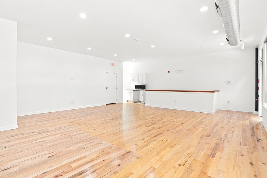 More Photos Of 2007 N Hope St, Philadelphia Apartments For Lease