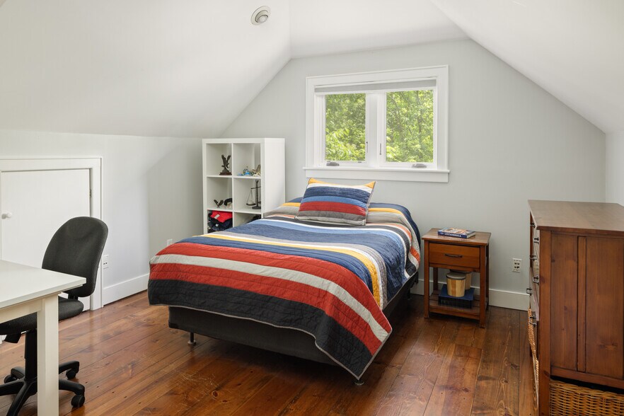 More Photos Of 4317 State Route 23, Hudson Hospitality For Sale