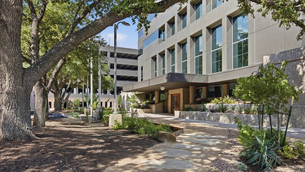 More Photos Of 7600 Burnet Rd, Austin Office For Lease