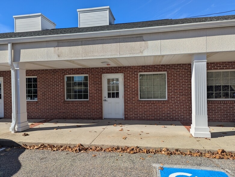 More Photos Of 111-117 New Haven Ave, Derby Medical For Lease