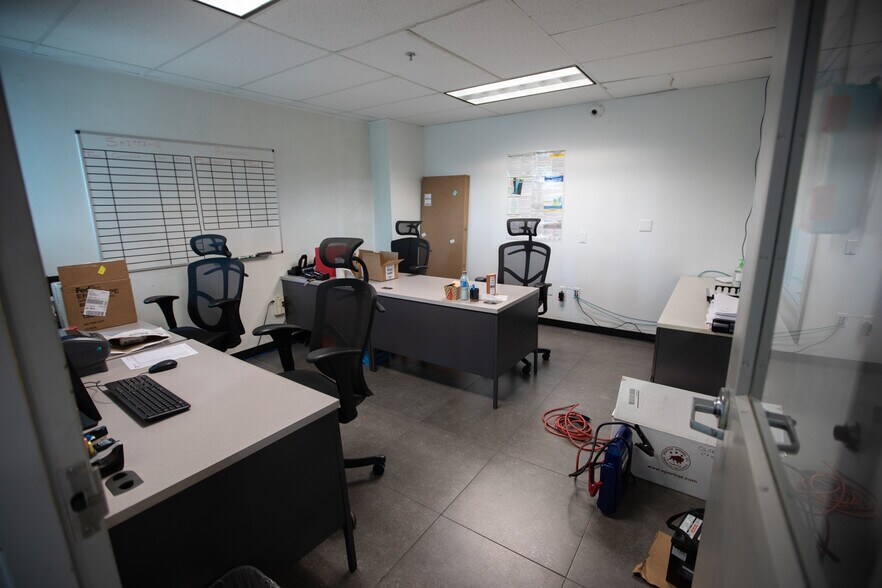 More Photos Of 10151 NW 67th St, Tamarac Distribution For Sale