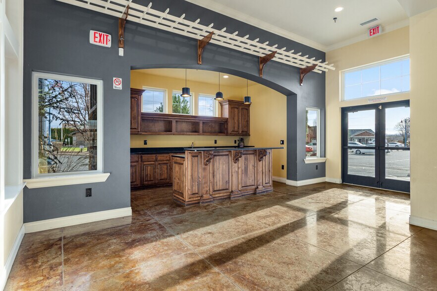 More Photos Of 7998 Vialago Pkwy, Zillah Specialty For Sale