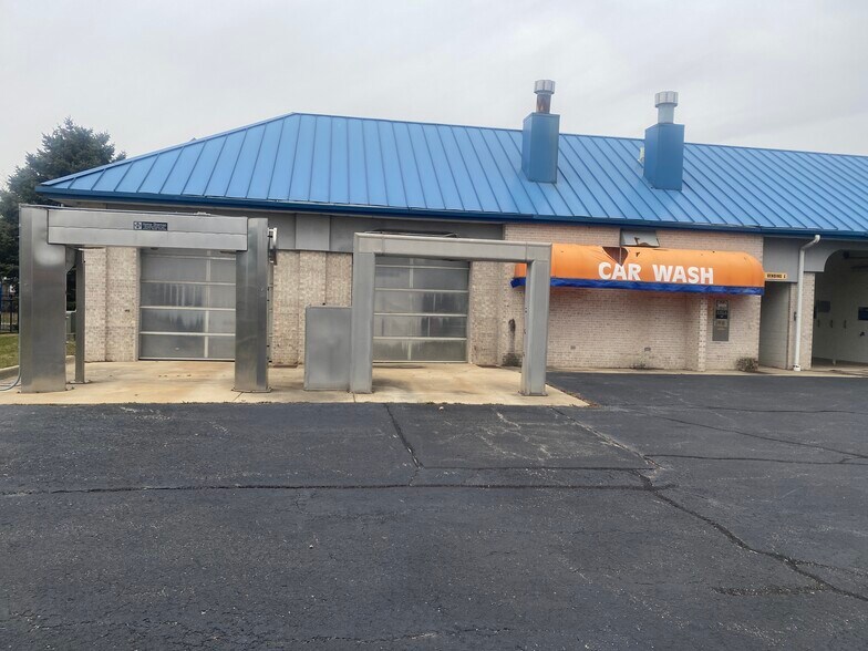 More Photos Of 1250 Douglas Rd, Oswego Carwash For Lease