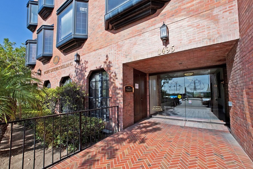 More Photos Of 1495 Pacific Hwy, San Diego Office For Lease