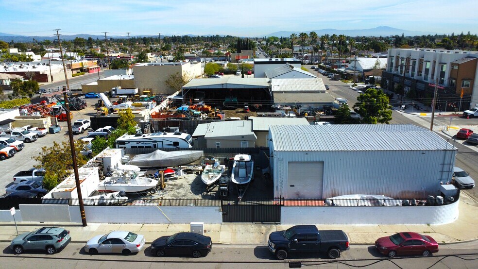 More Photos Of 11703 Arkansas St, Artesia Warehouse For Sale