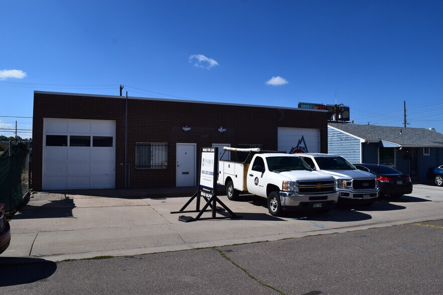 Primary Photo Of 2111 S Jason St, Denver Service For Lease