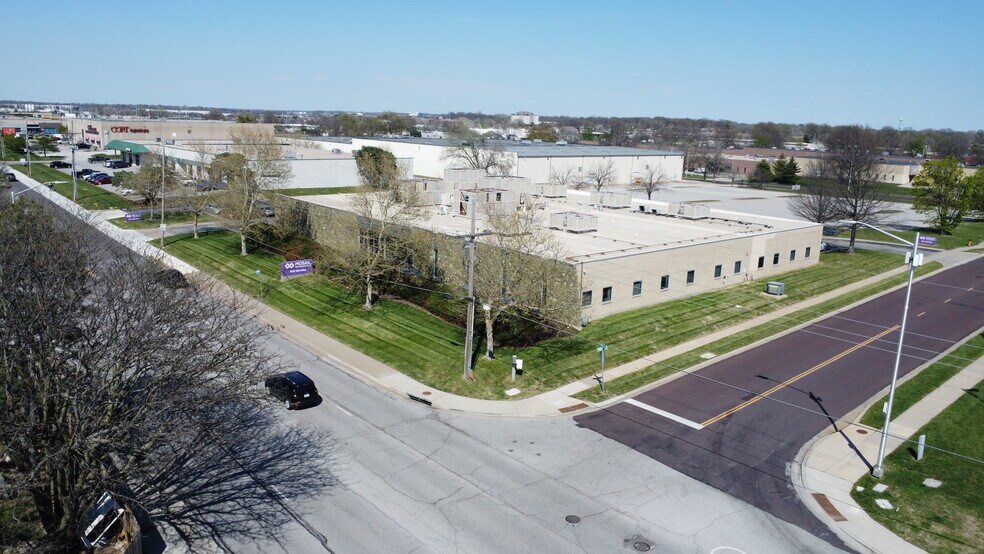 More Photos Of 9221 Quivira Rd, Overland Park Medical For Sale