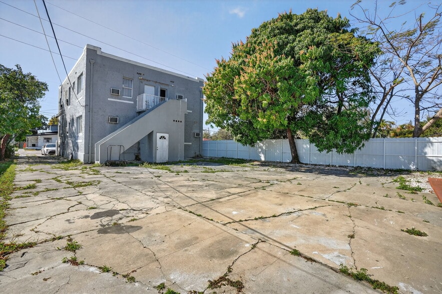 More Photos Of 767 NW 35th St, Miami Apartments For Sale