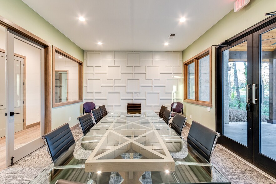 More Photos Of 385 Creek Rd, Dripping Springs Loft Creative Space For Sale