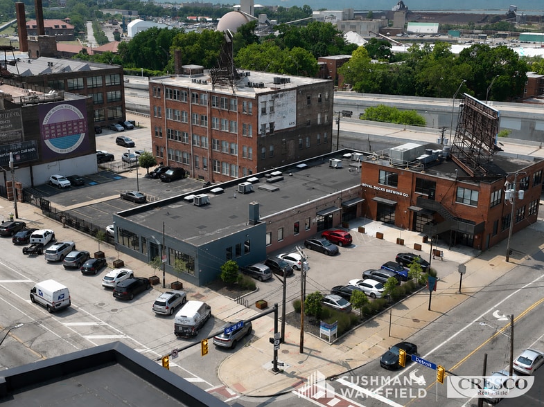 More Photos Of 2814 Detroit Ave, Cleveland Office For Sale