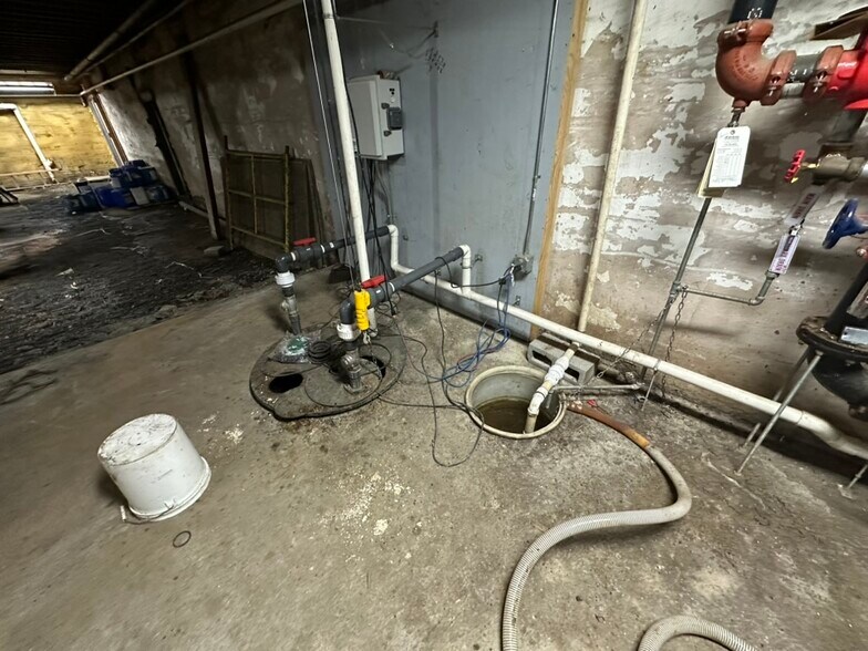 More Photos Of 638 Lake St, Wilson Freestanding For Sale