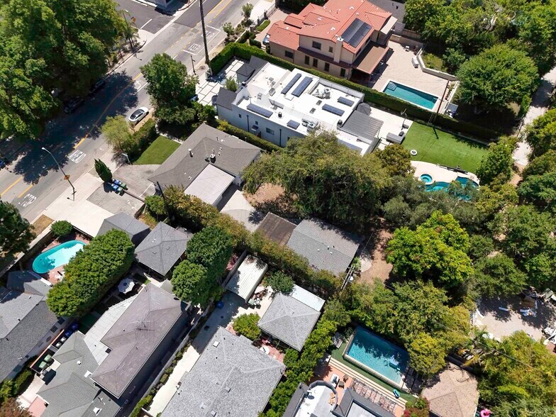 More Photos Of 4227 Van Nuys Blvd, Sherman Oaks Apartments For Sale