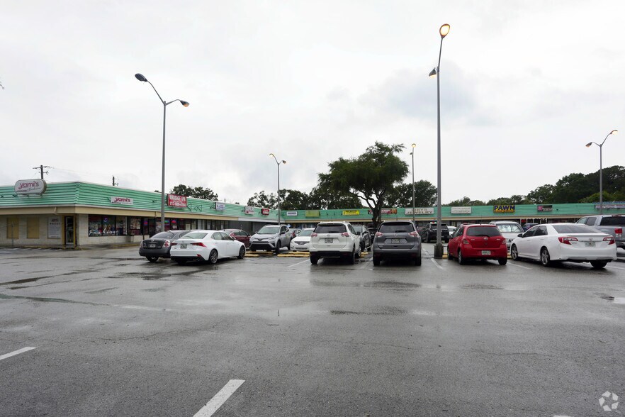 More Photos Of 6700-6726 Hanley Rd, Tampa Storefront For Lease