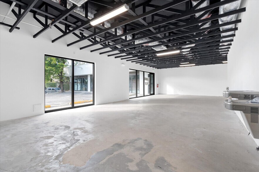 More Photos Of 159 NE 54th St, Miami Freestanding For Lease