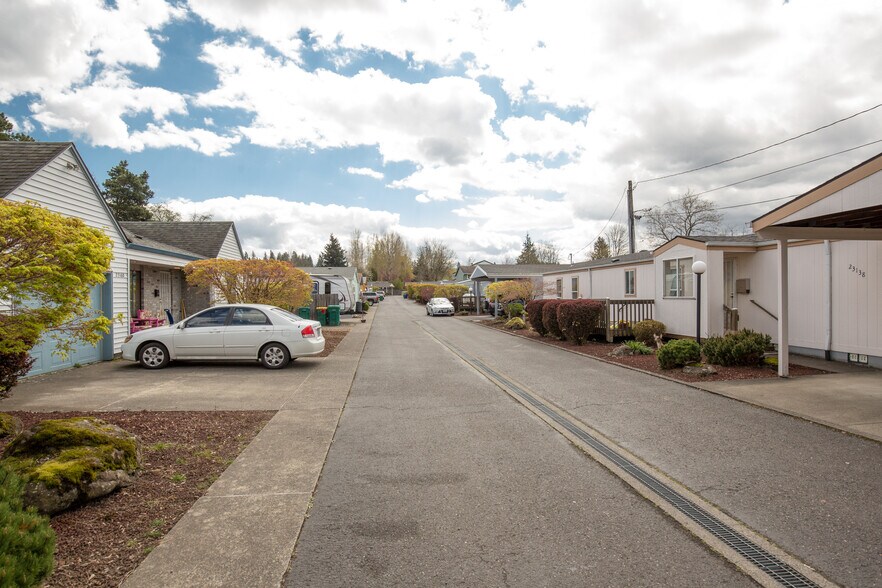 More Photos Of 23138-23160 NE Halsey St, Troutdale Manufactured Housing Mobile Home Park For Sale