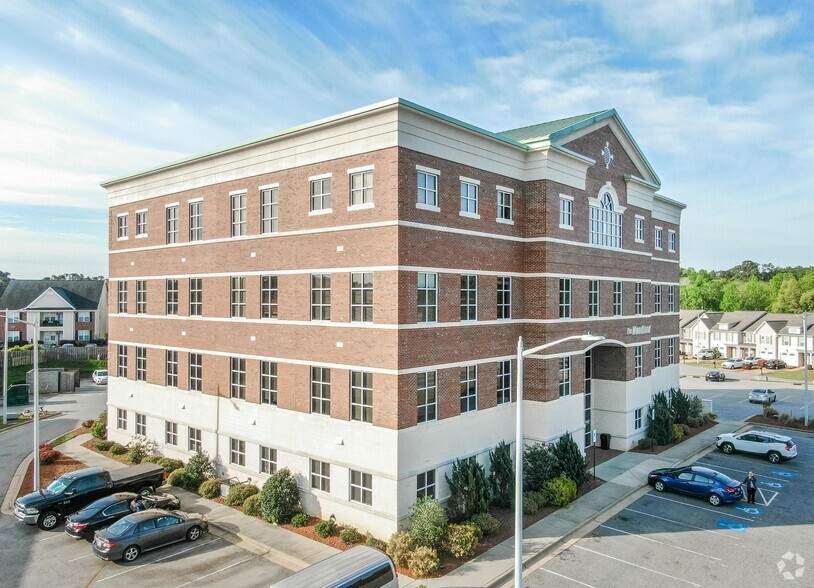 More Photos Of 2350 Bentridge Ln, Fayetteville Office For Lease
