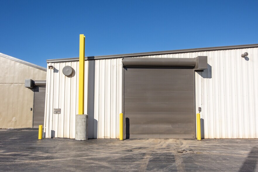 More Photos Of 1091 Stimmel Rd, Columbus Manufacturing For Lease