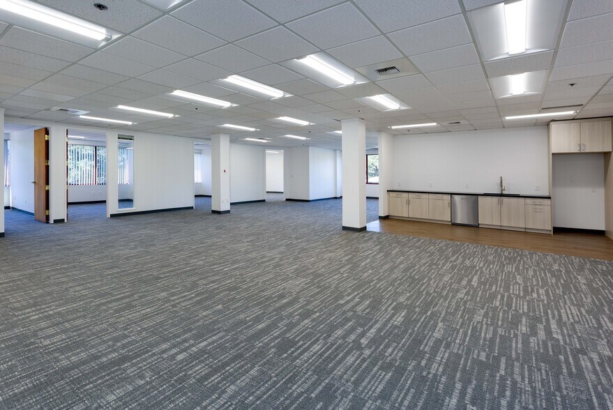 More Photos Of 1701 Novato Blvd, Novato Office For Lease