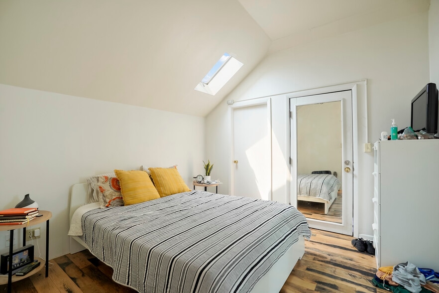 More Photos Of 1439 Detroit St, Denver Apartments For Sale