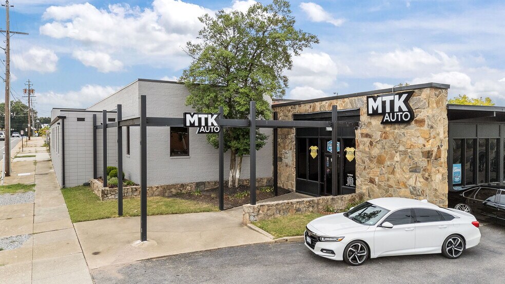 More Photos Of 1605 Brook Rd, Richmond Warehouse For Sale