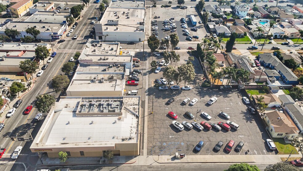 More Photos Of 4332 Tweedy Blvd, South Gate Storefront Retail Office For Lease