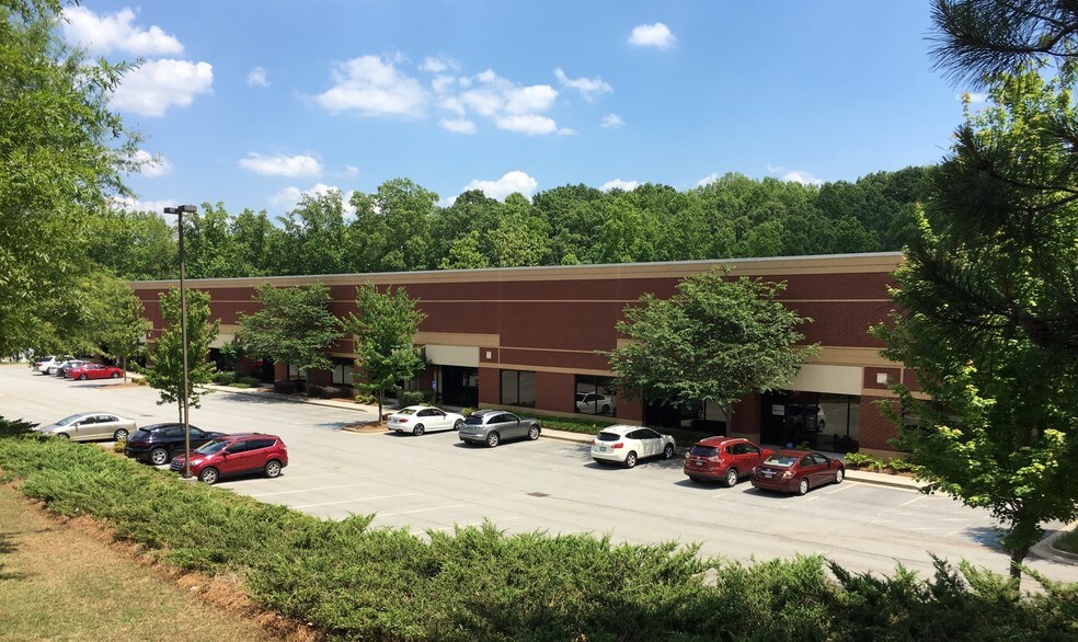 More Photos Of 4908 Golden Pky, Buford Light Distribution For Lease