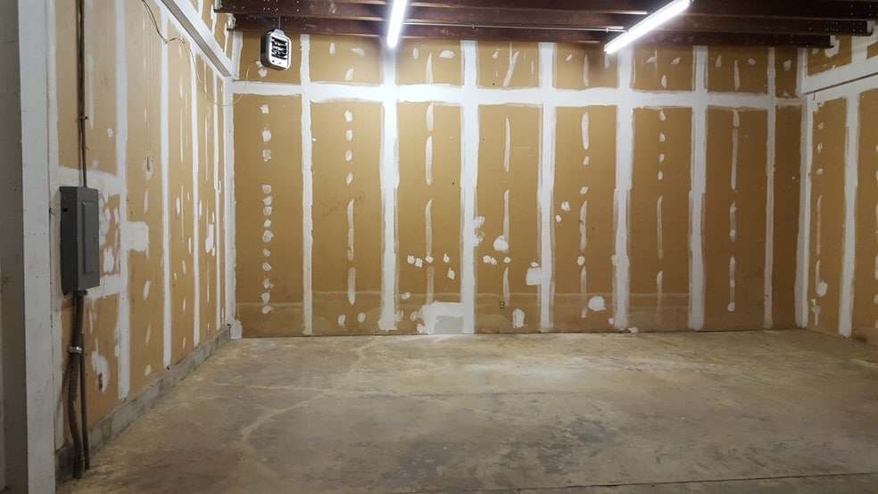 More Photos Of 9244 E Hampton Dr, Capitol Heights Unknown For Lease