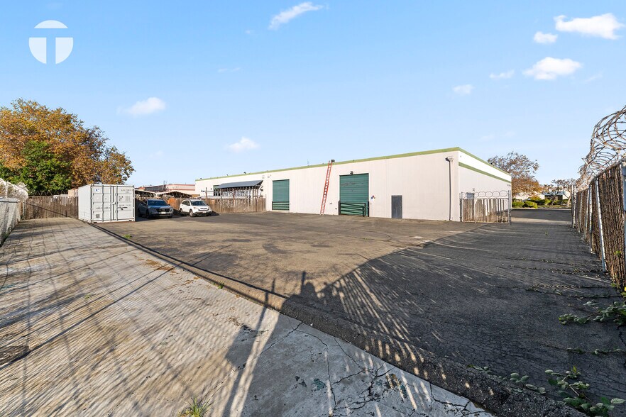 More Photos Of 3144 Diablo Ave, Hayward Warehouse For Sale
